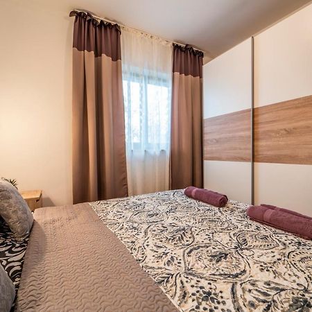 Apartament House Silvija Pula Zewnętrze zdjęcie